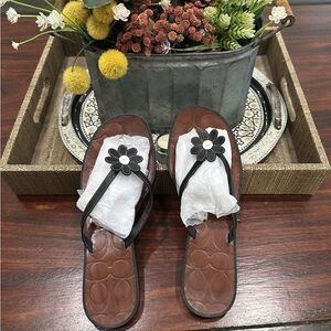 Coach Shoes Women's Size 9 Black Floral  Sandals